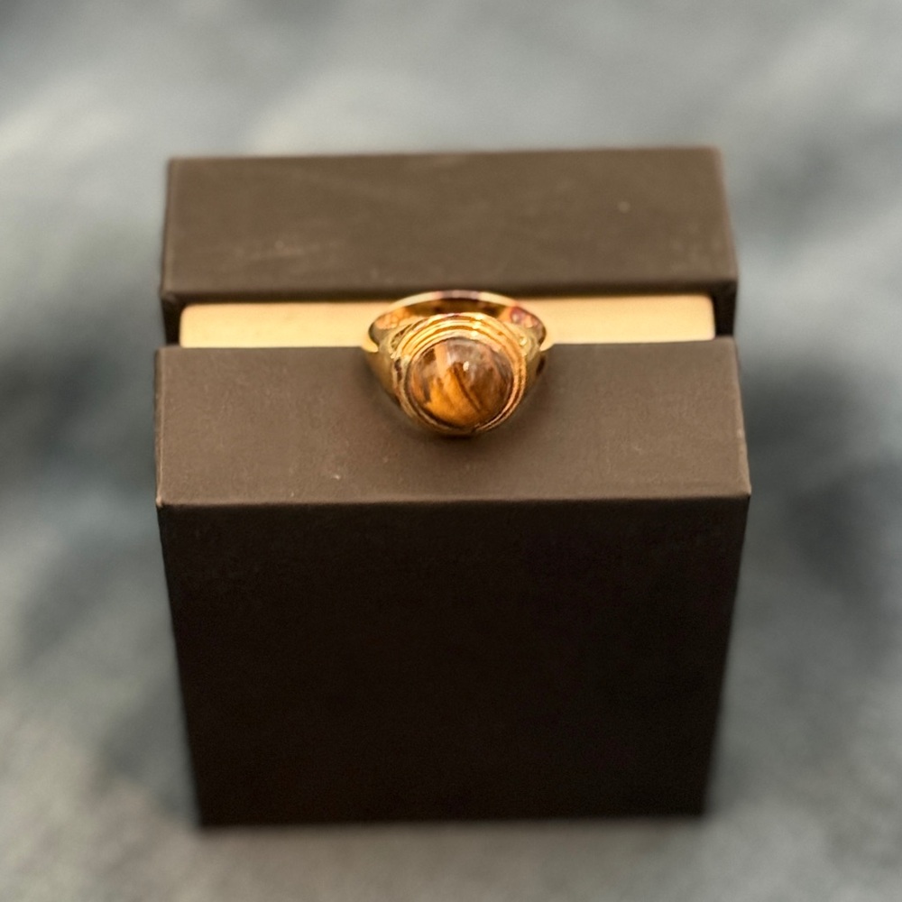 Missoma Sphere Ridge Ring - Picture 3 of 6